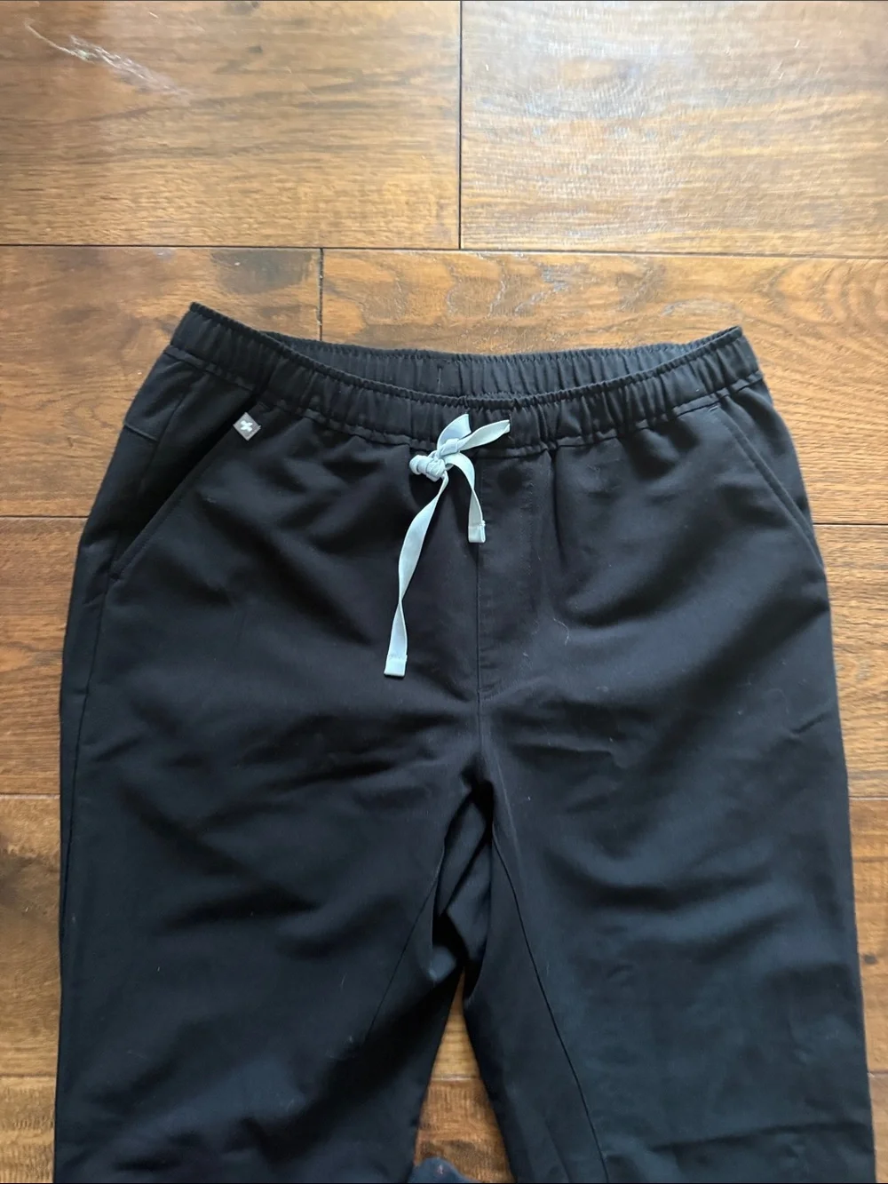 FIGS Tansen Scrub Pants size medium